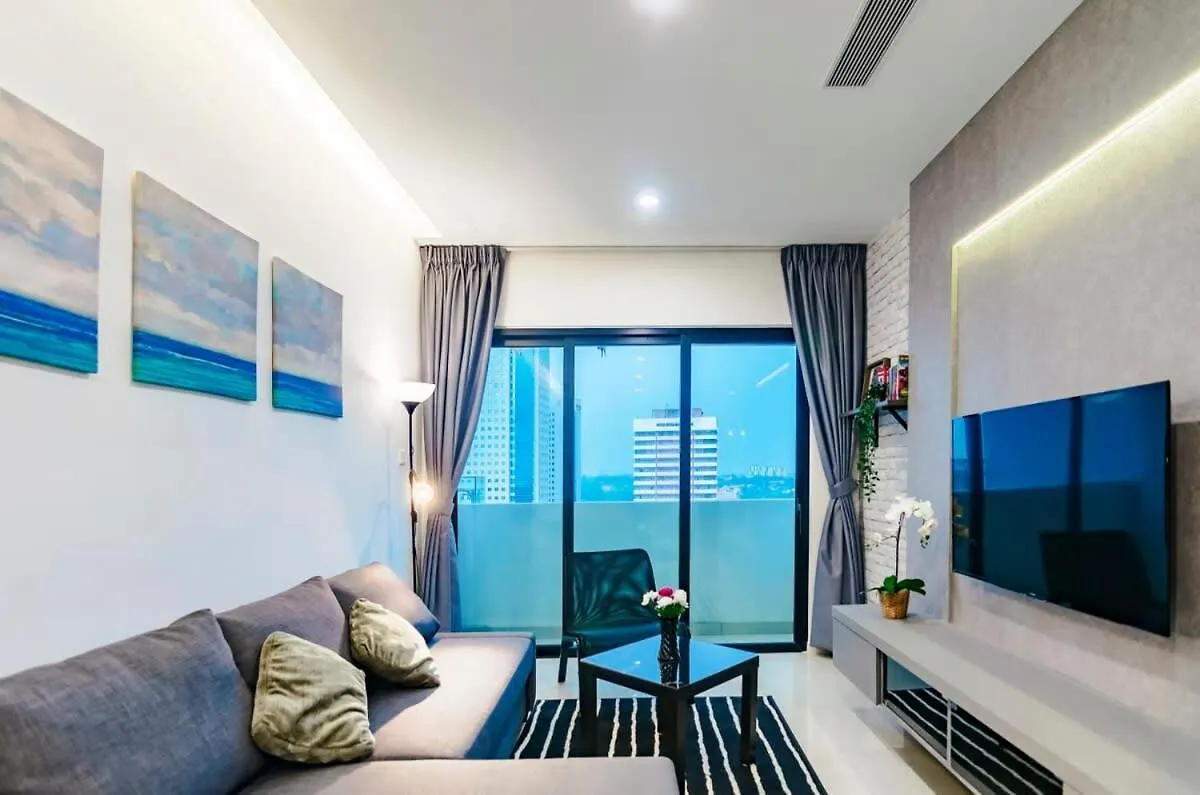 A Stylish & Cozy Suite At Suasana Jb 03 Johor Bahru Malezya